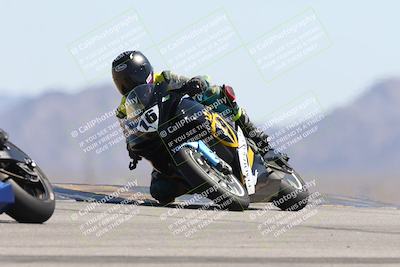 media/Apr-20-2025-CVMA (Sun) [[39090e8767]]/Race 16-Formula Middleweight/